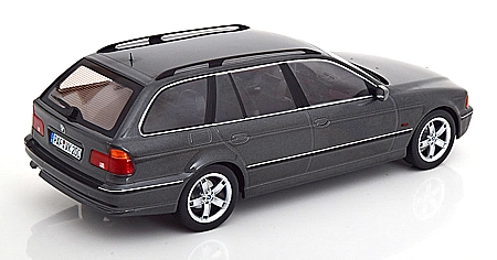 BMW 540i E39  Touring 1997
